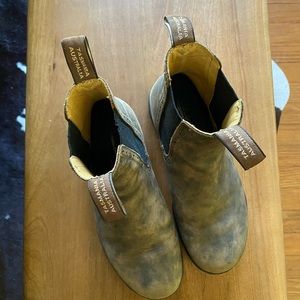 Blundstone High Top Boots